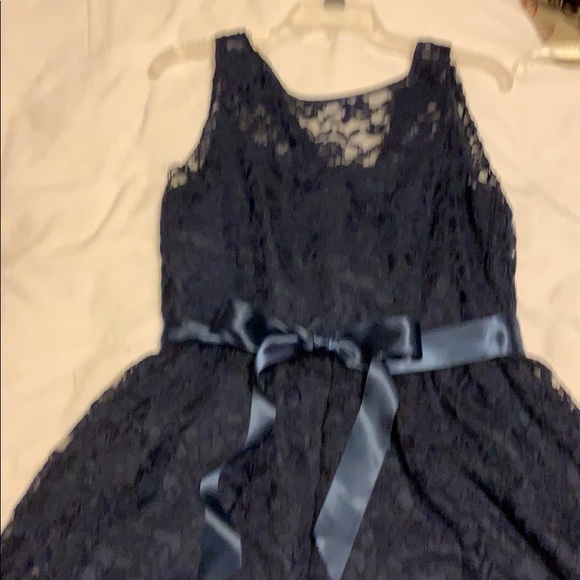 Navy knee length lace dress - Picture 2 of 3